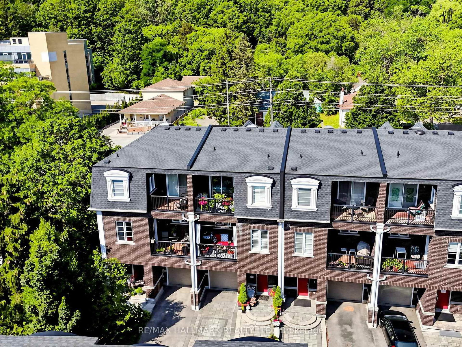 8313 Islington Avenue • Vaughan, ON photo 41