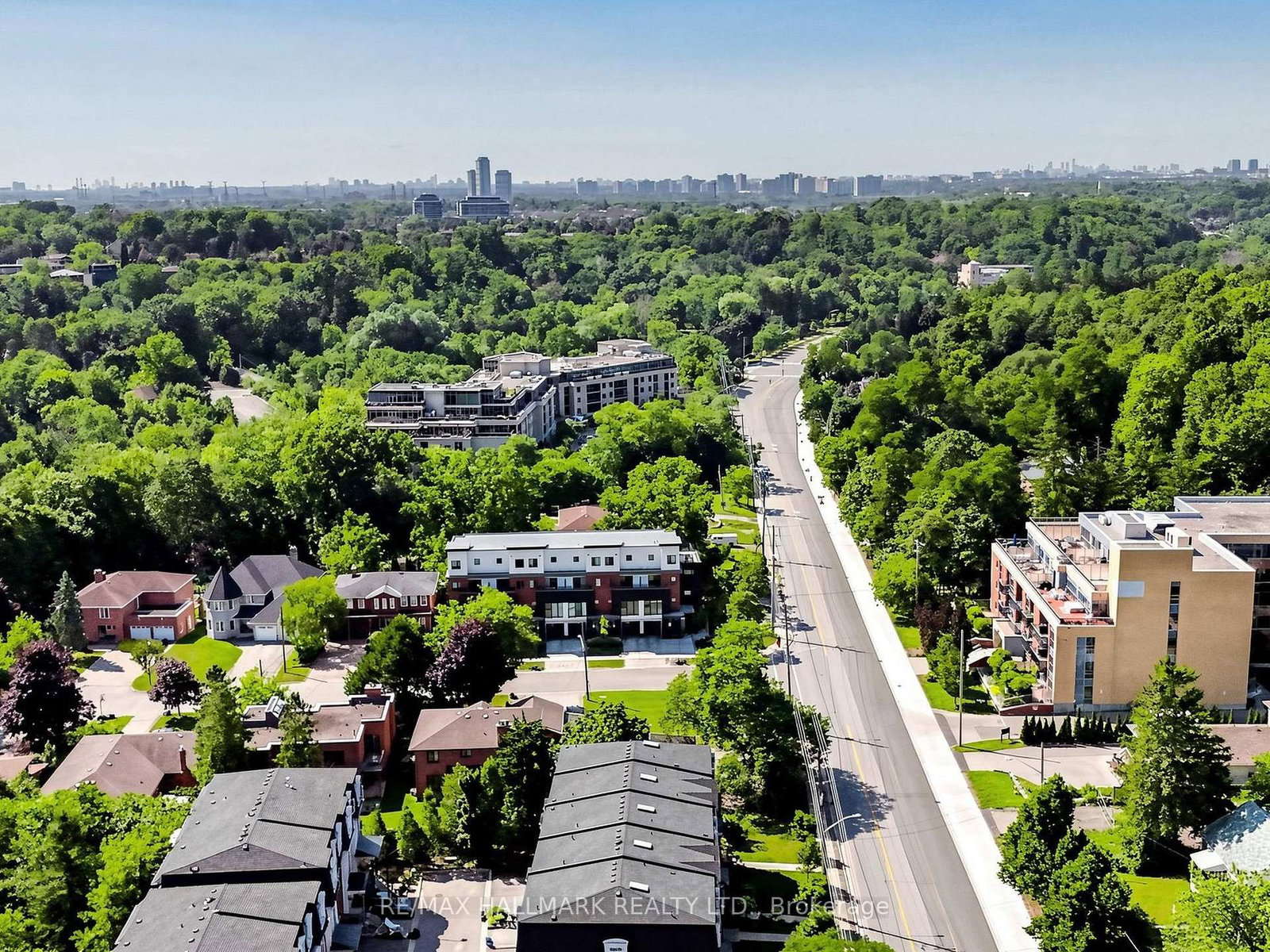 8313 Islington Avenue • Vaughan, ON photo 46