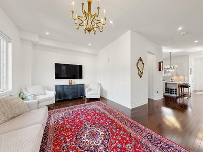 8313 Islington Avenue • Vaughan, ON photo 6