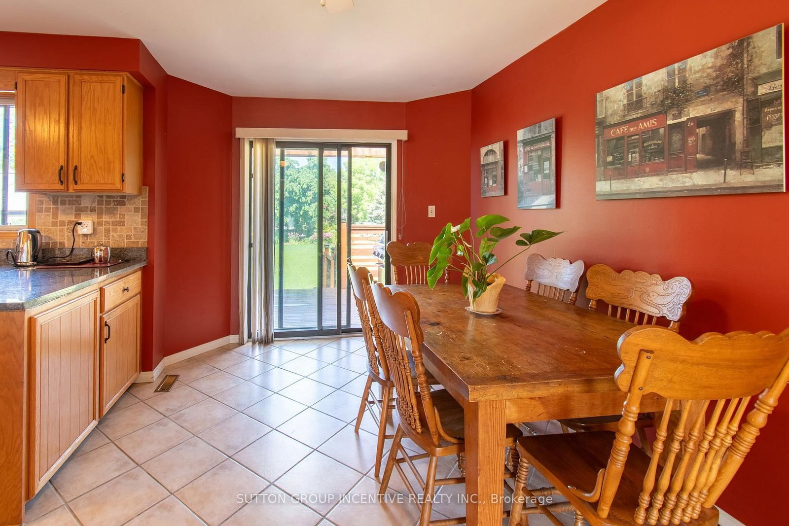 2114 Chantler Street • Innisfil, ON photo 10