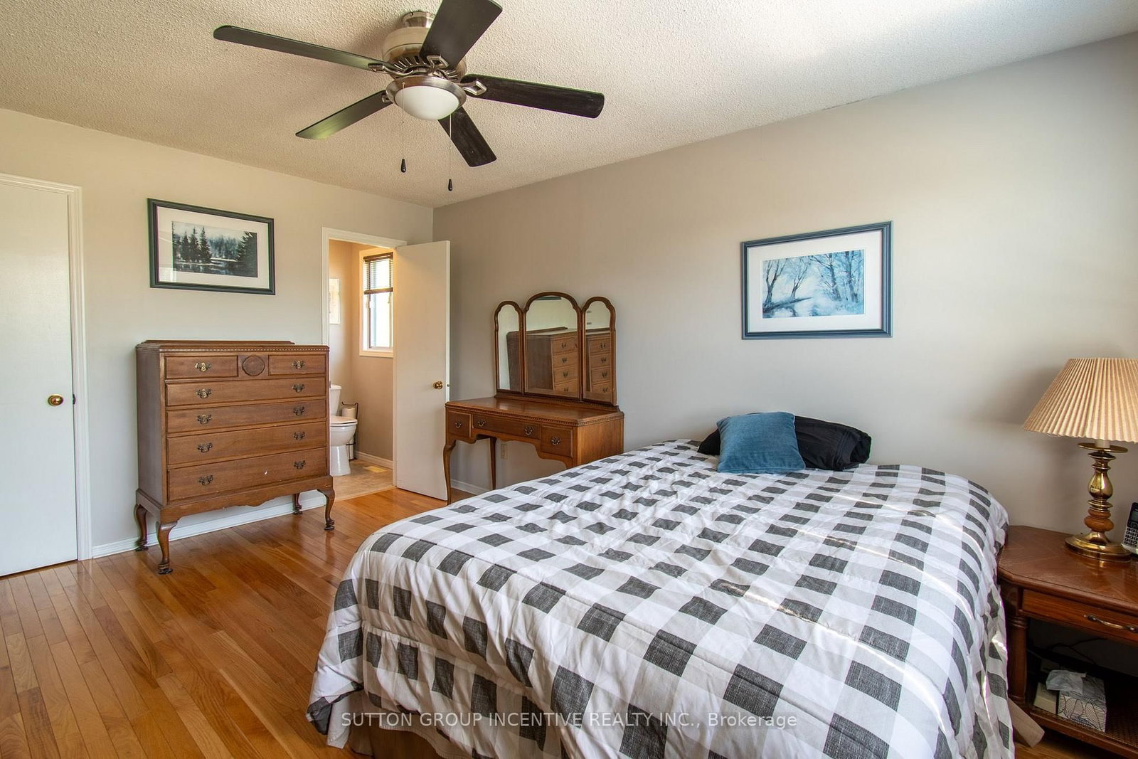 2114 Chantler Street • Innisfil, ON photo 13