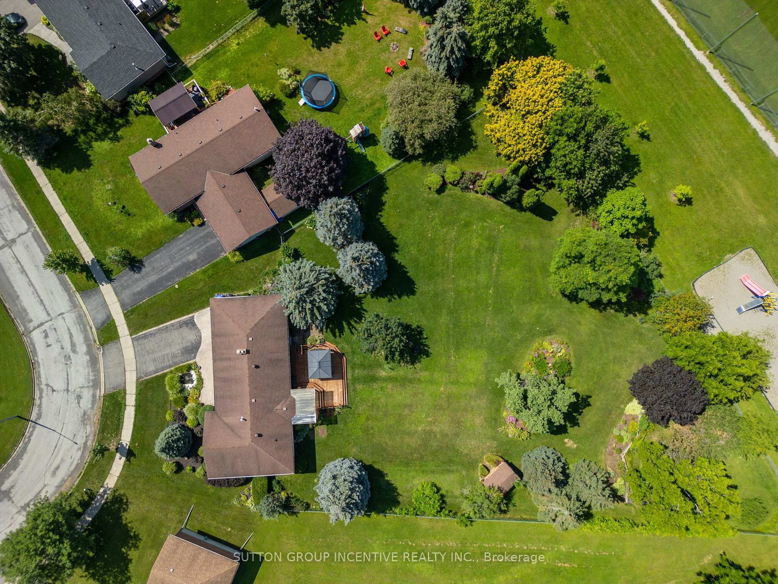 2114 Chantler Street • Innisfil, ON photo 30