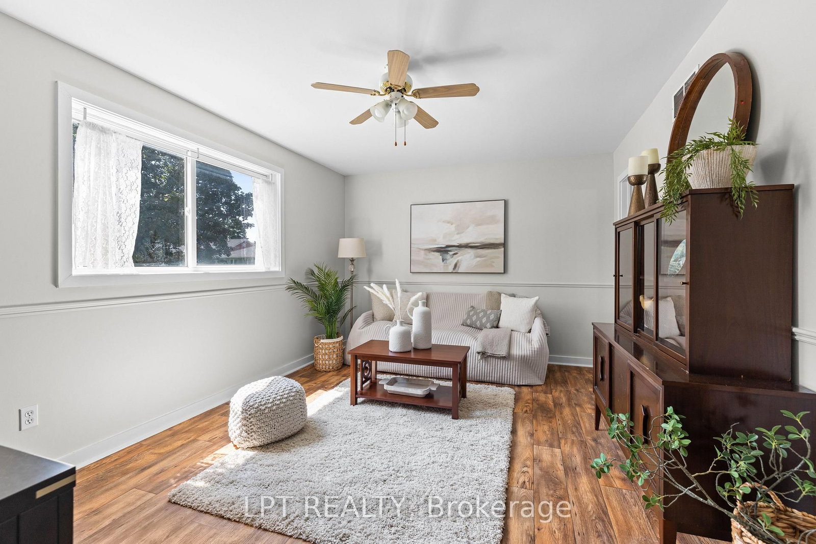 77 Munro St West Street W • Brock, ON photo 13