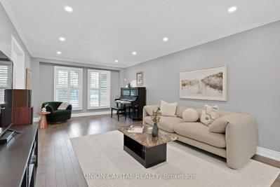 35 McCarty Crescent • Markham, ON photo 5