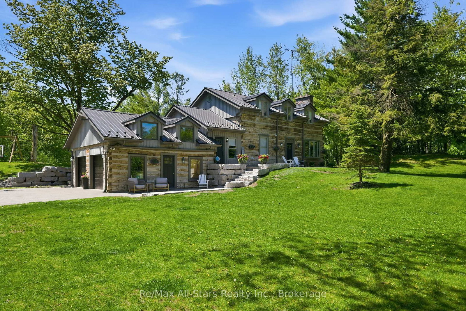 24 The Pines Lane • Brock, ON photo 1