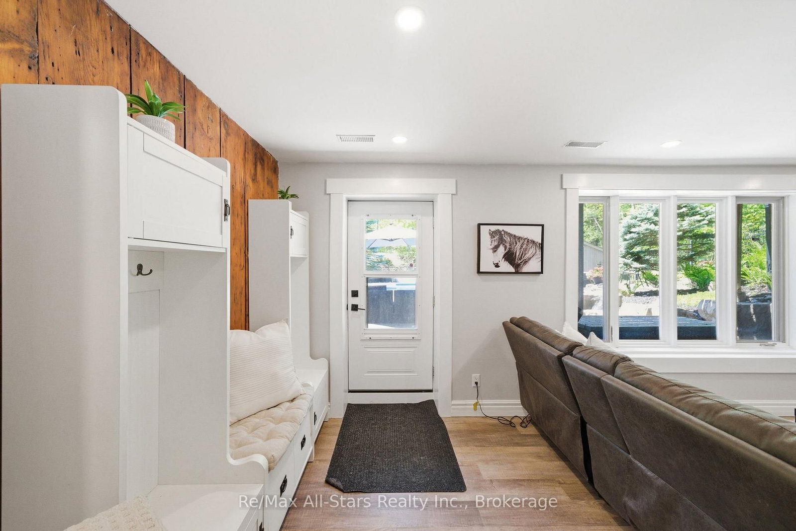 24 The Pines Lane • Brock, ON photo 11