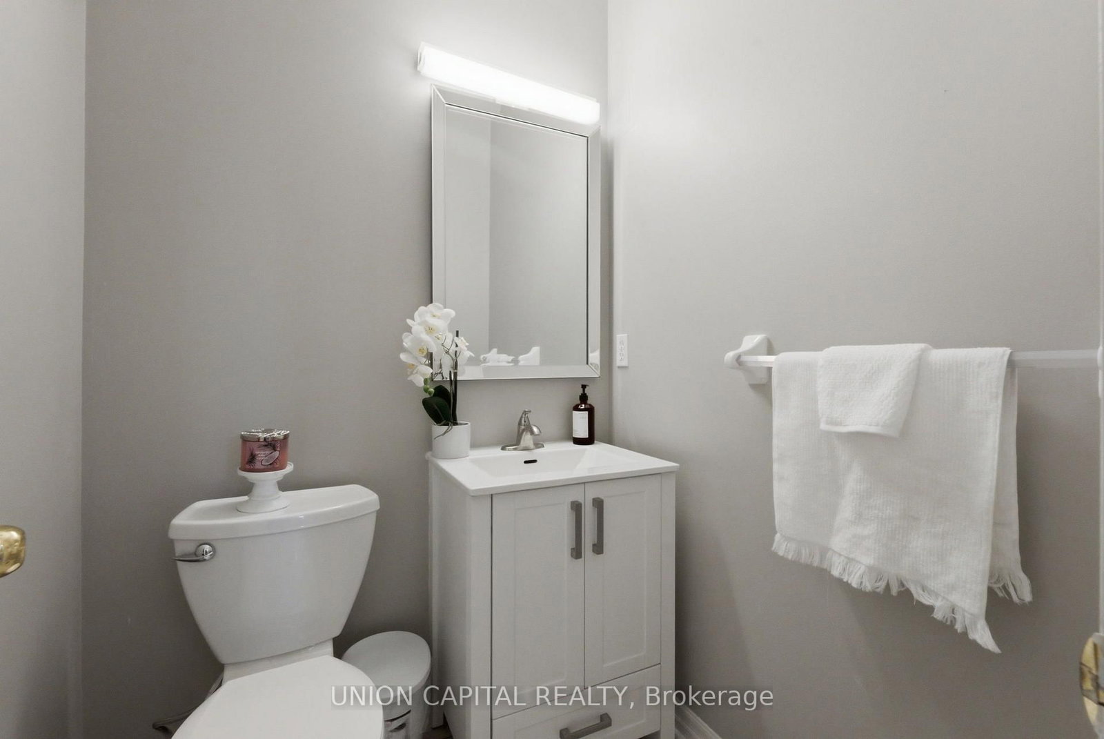 33 Eakin Mill Road • Markham, ON photo 16