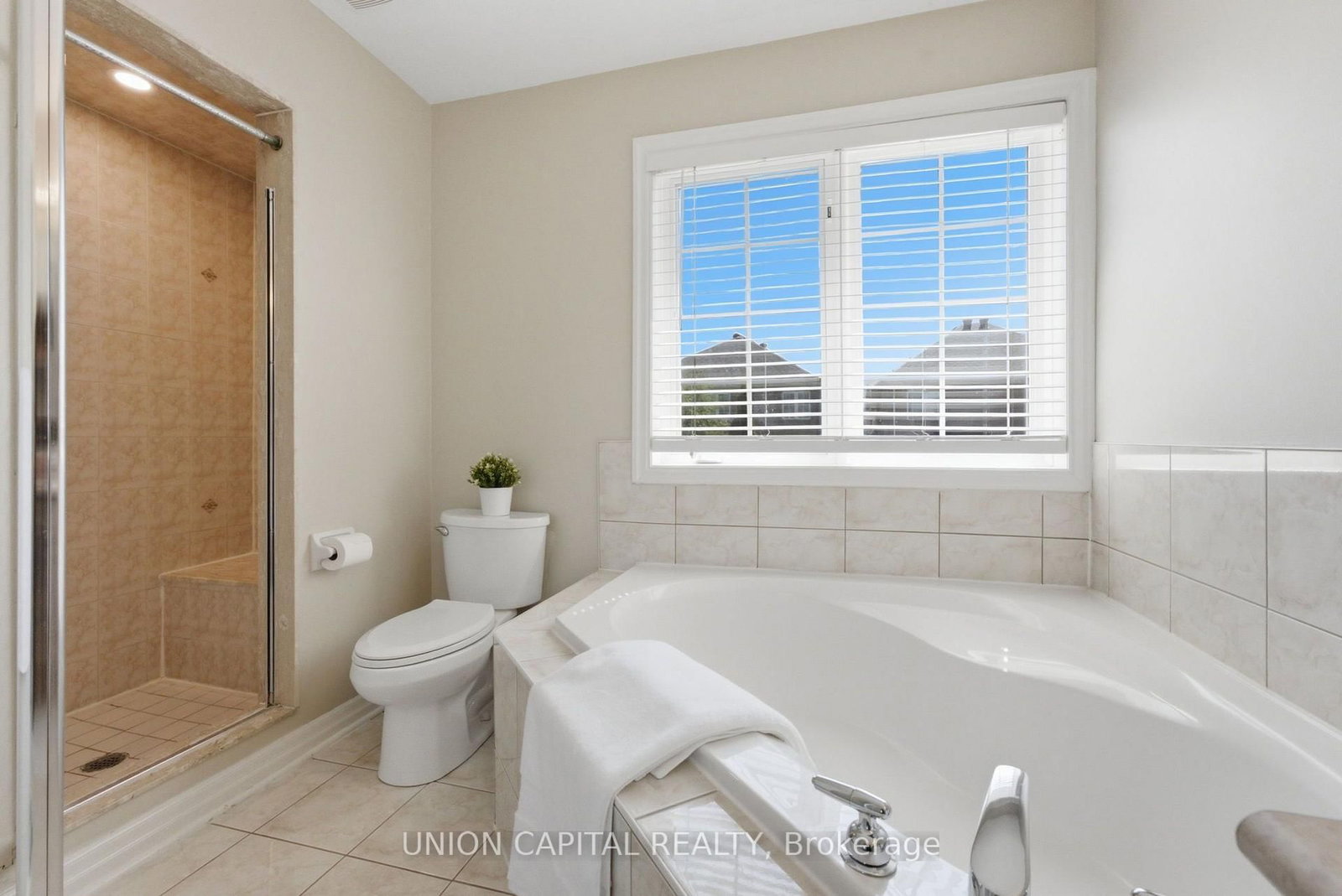 33 Eakin Mill Road • Markham, ON photo 23