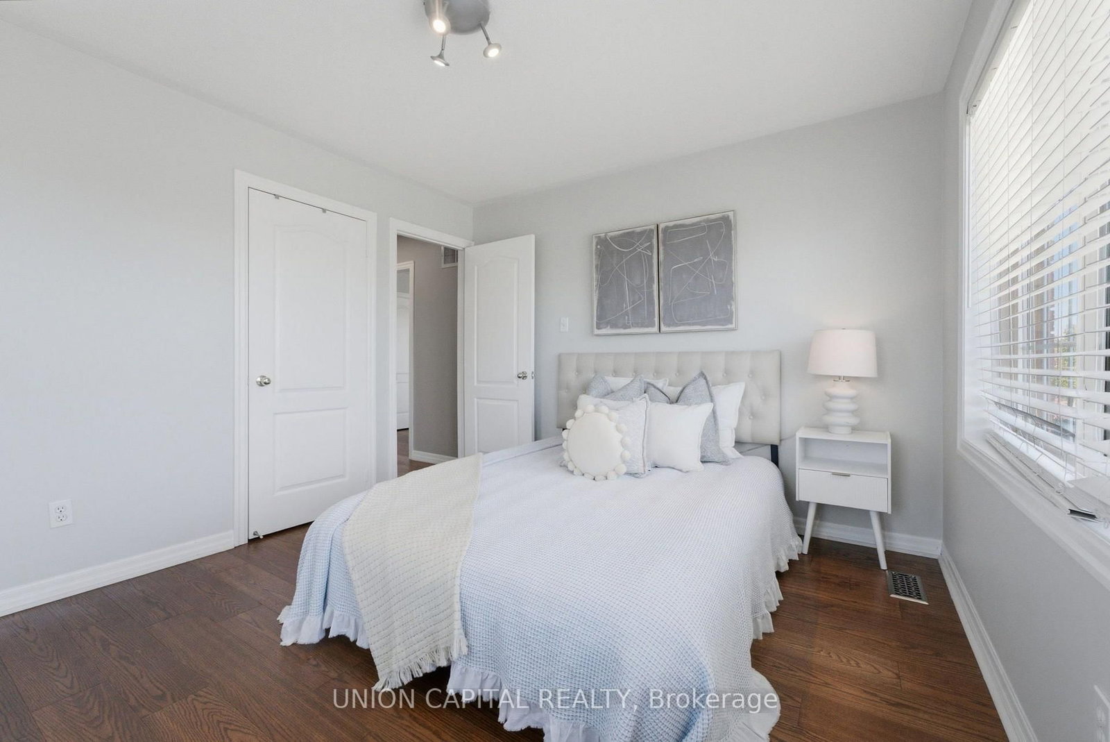 33 Eakin Mill Road • Markham, ON photo 30