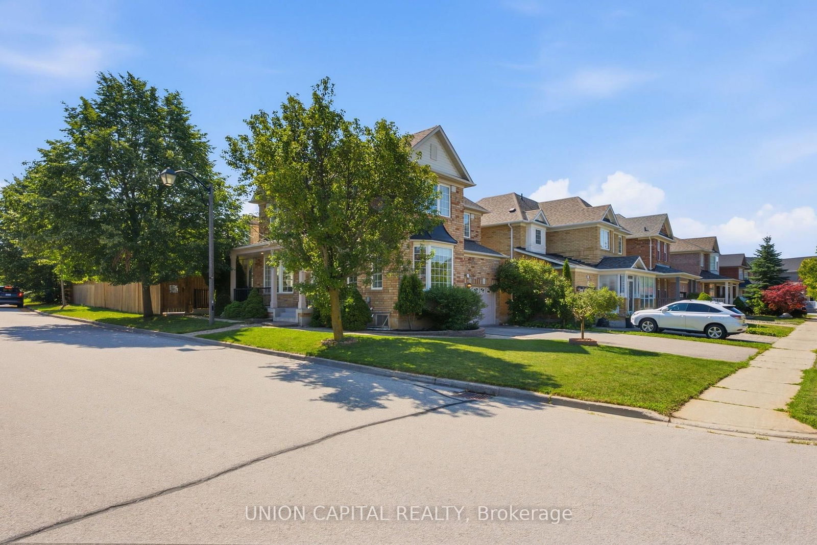 33 Eakin Mill Road • Markham, ON photo 43