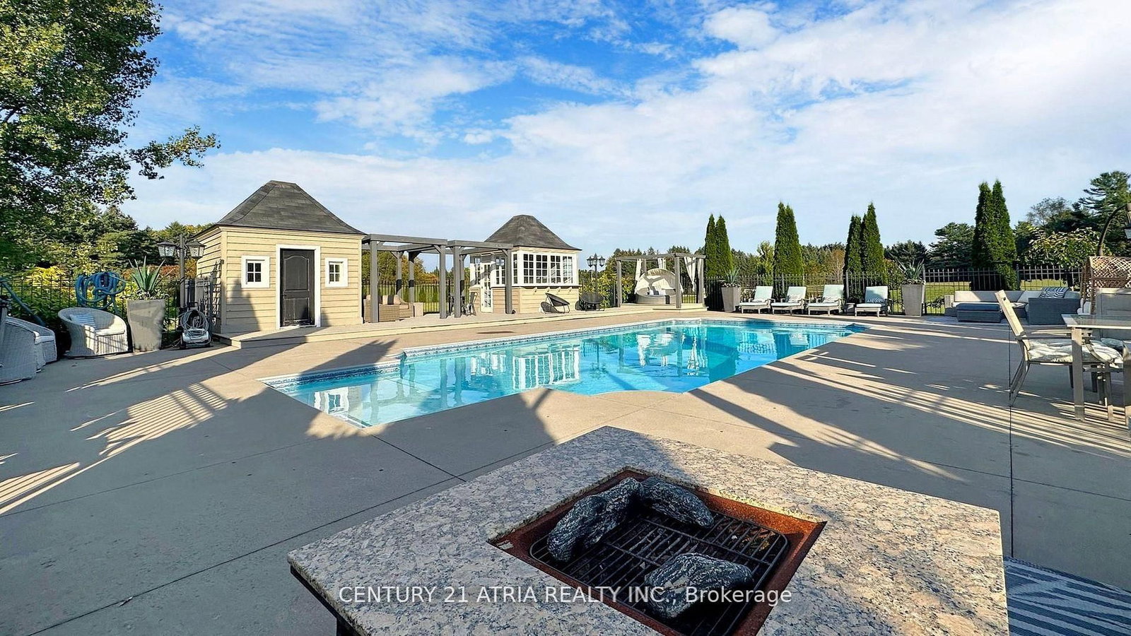 111 Lake Woods Drive • Whitchurch-Stouffville, ON photo 34