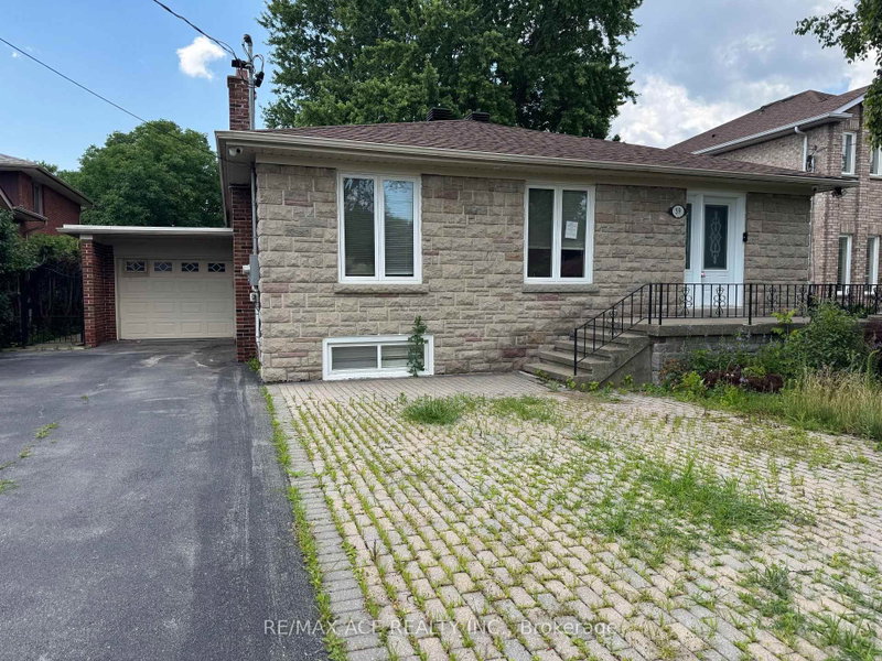 39 Oak Avenue