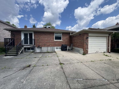 39 Oak Avenue • Richmond Hill, ON photo 5
