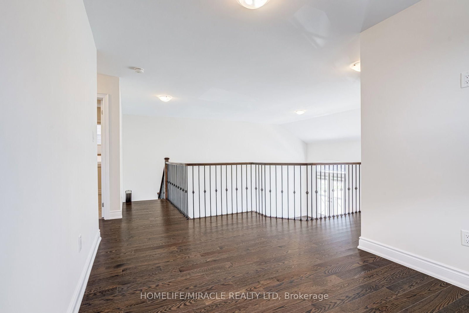 25 Lorne Thomas Place • New Tecumseth, ON photo 33
