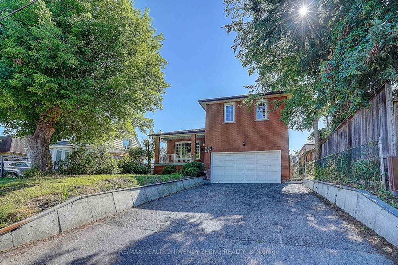 home for sale on 118 Henderson Avenue