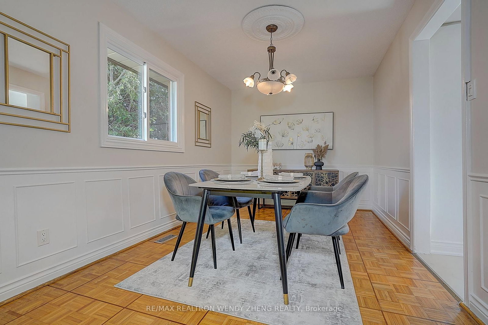 118 Henderson Avenue • Markham, ON photo 15