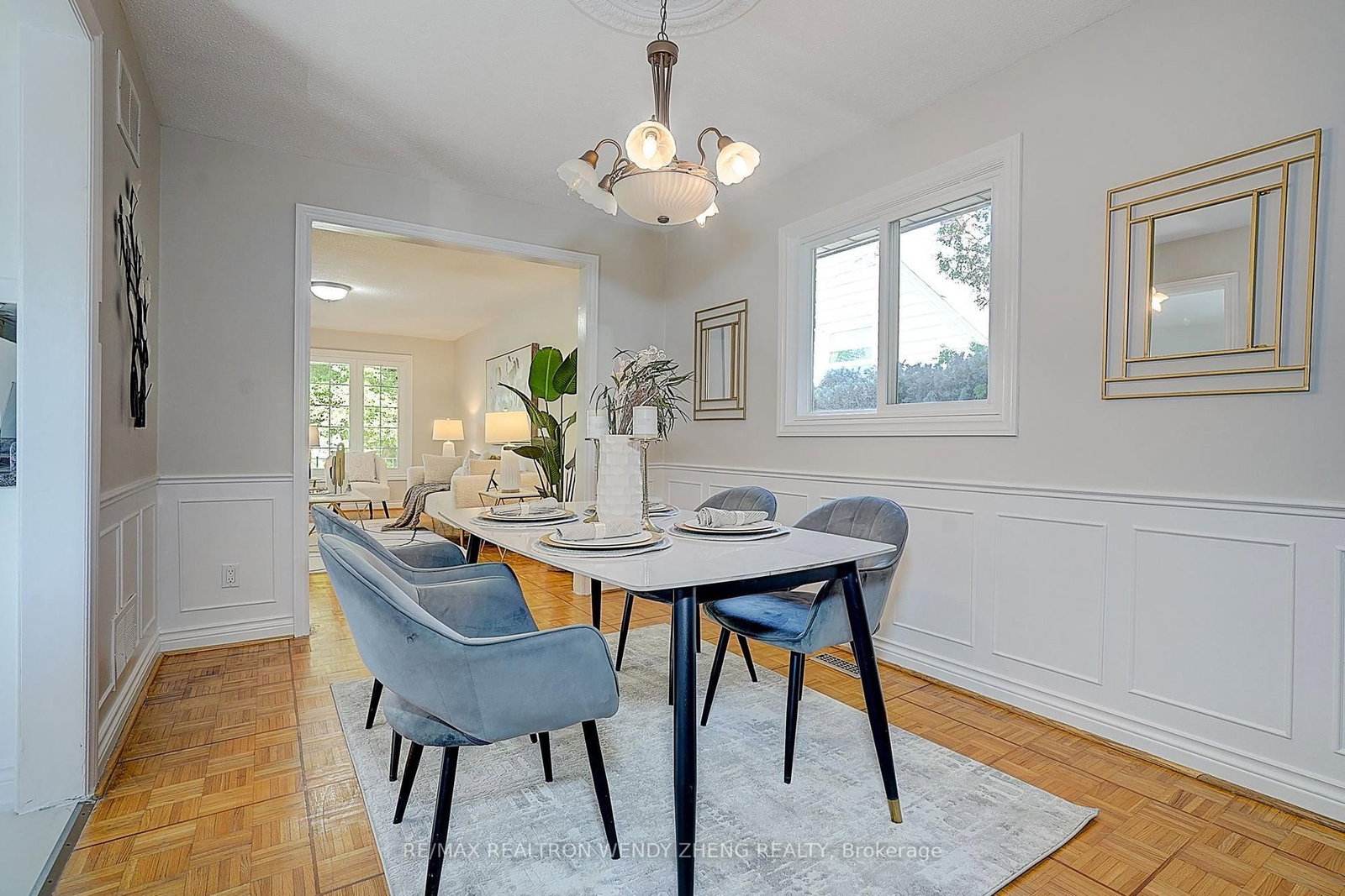 118 Henderson Avenue • Markham, ON photo 16