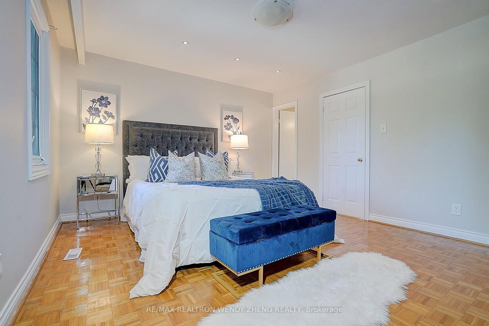 118 Henderson Avenue • Markham, ON photo 22
