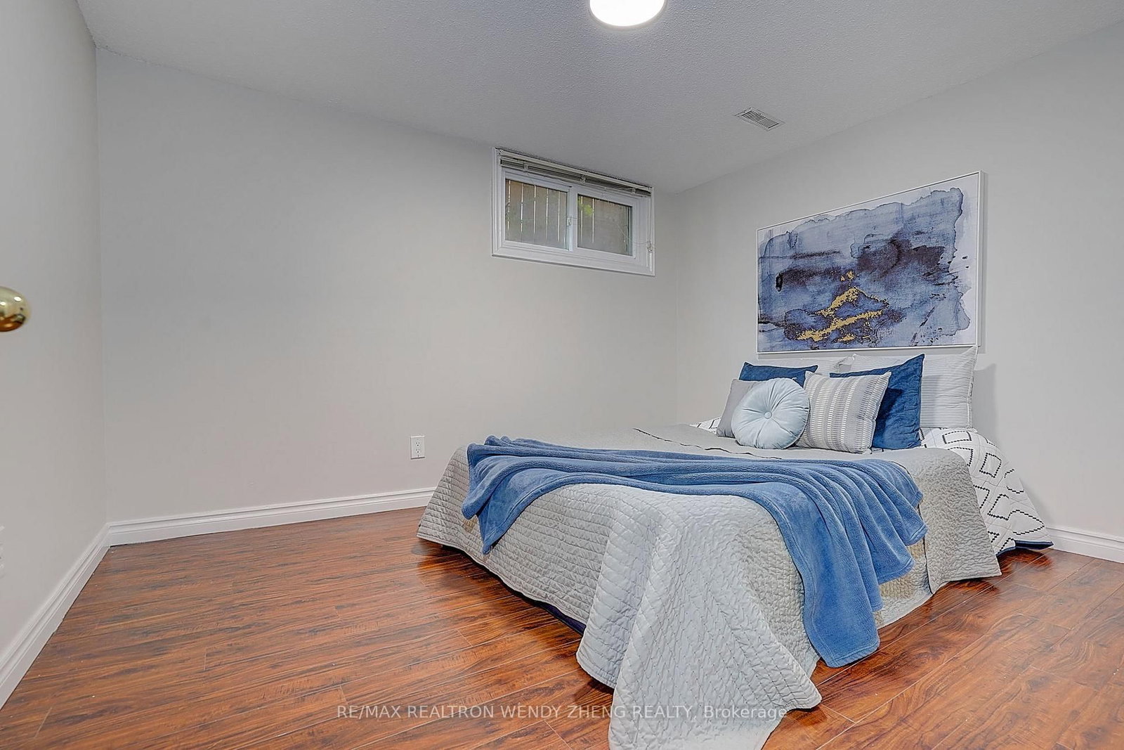 118 Henderson Avenue • Markham, ON photo 35