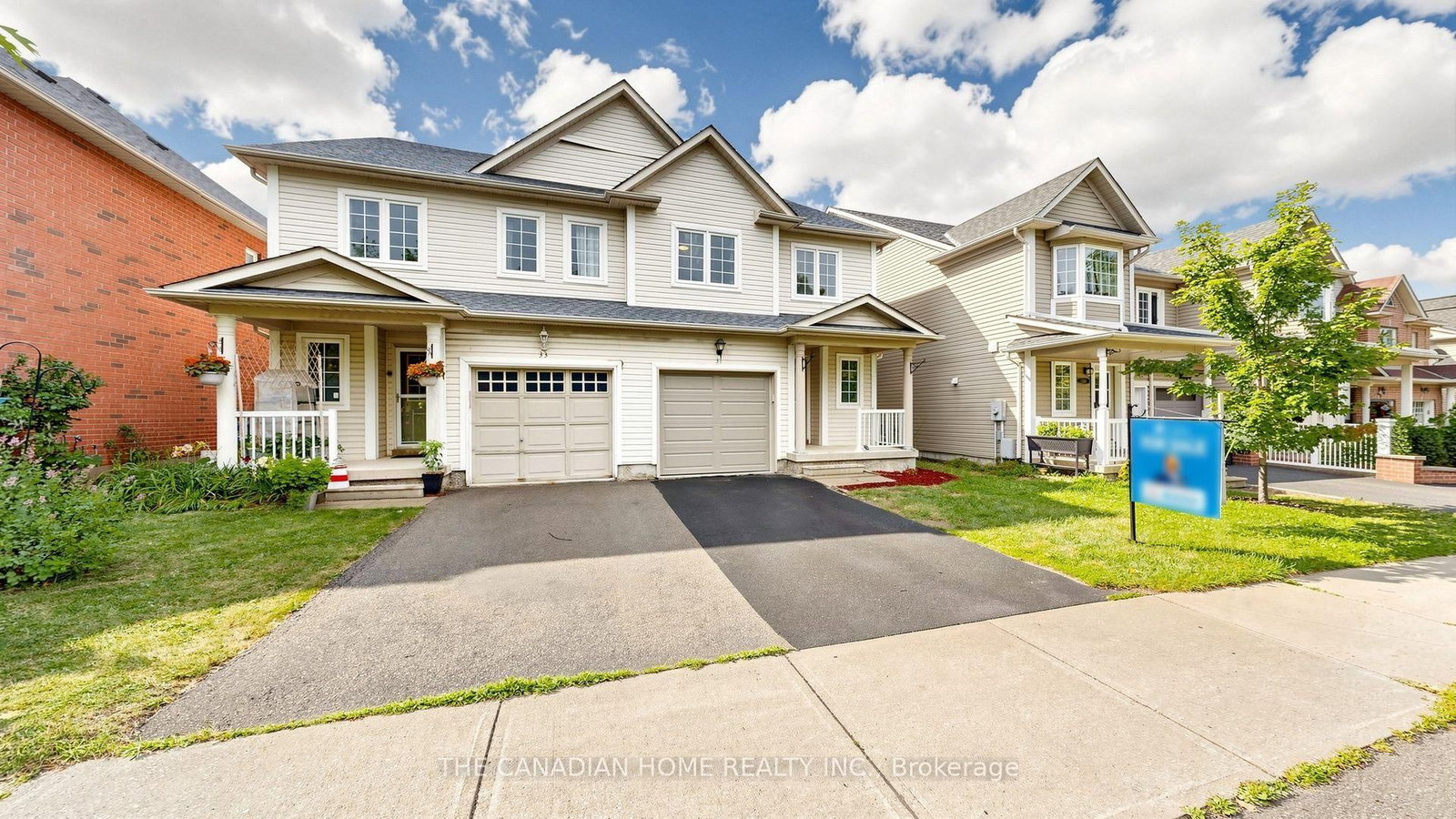31 Laurendale Avenue • Georgina, ON photo 2