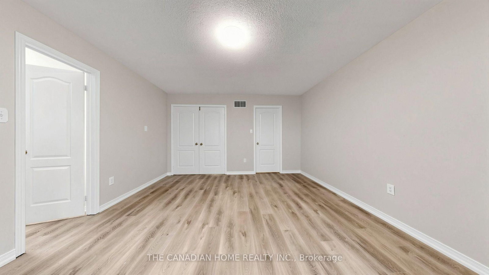 31 Laurendale Avenue • Georgina, ON photo 27