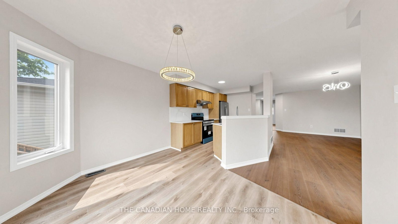 31 Laurendale Avenue • Georgina, ON photo 7