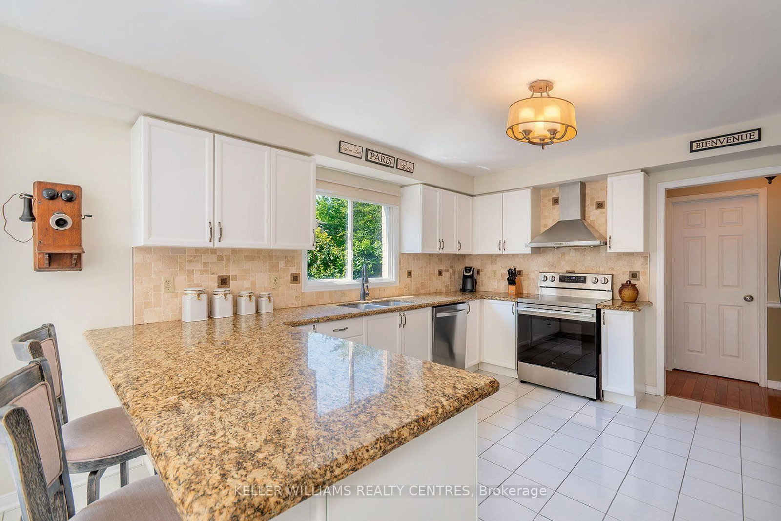 376 Keith Avenue • Newmarket, ON photo 10