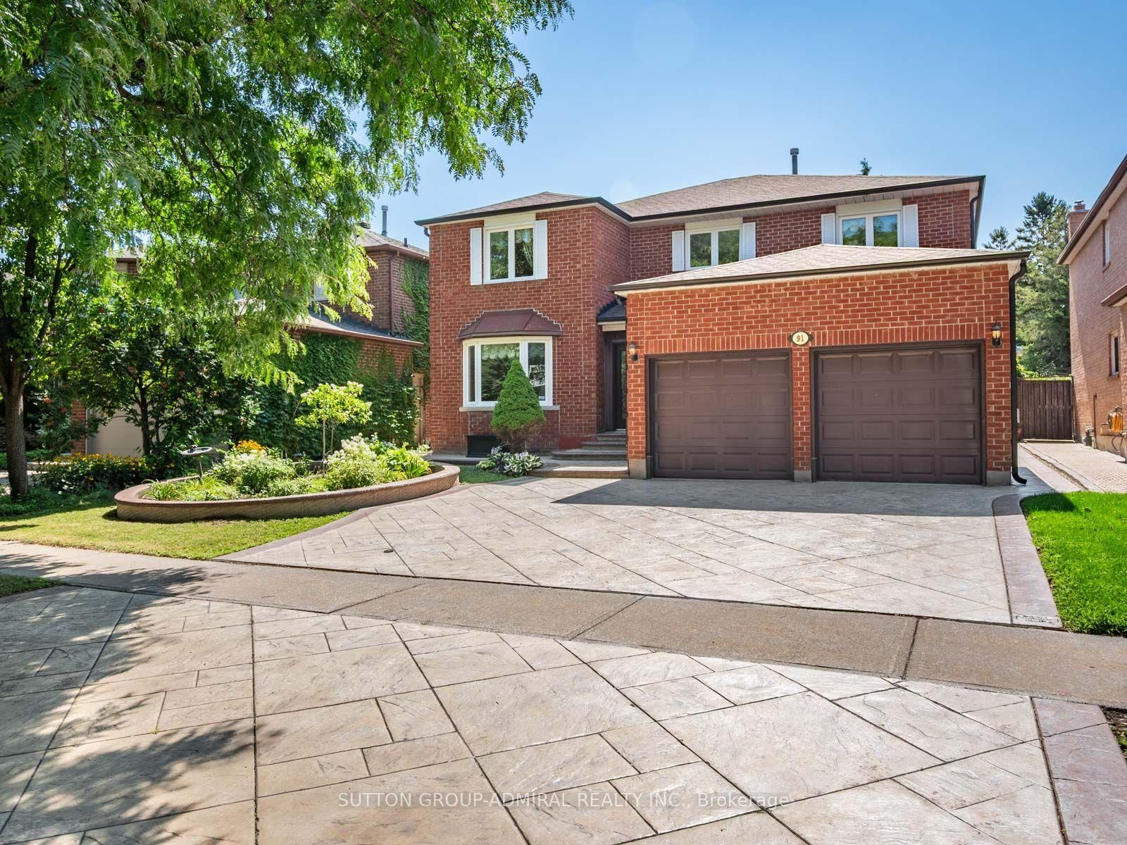 91 Robinwood Trail • Vaughan, ON photo 1