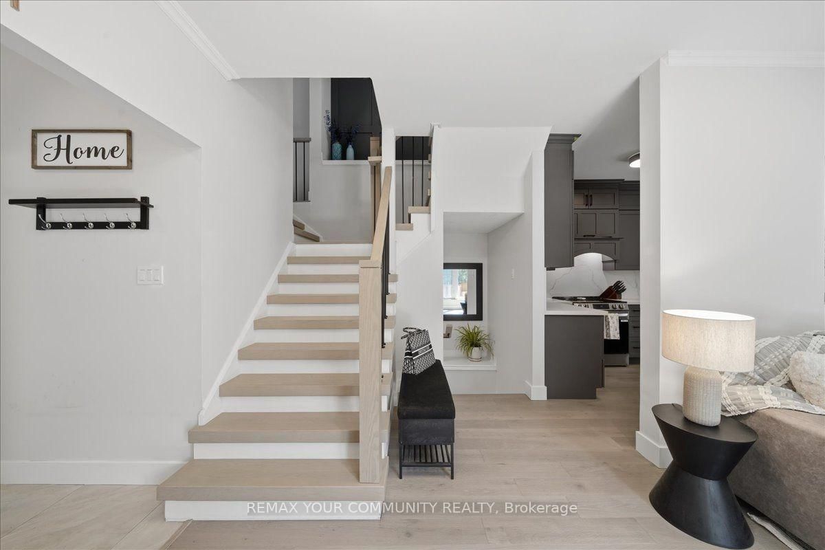 91 Downey Circle • Aurora, ON photo 17