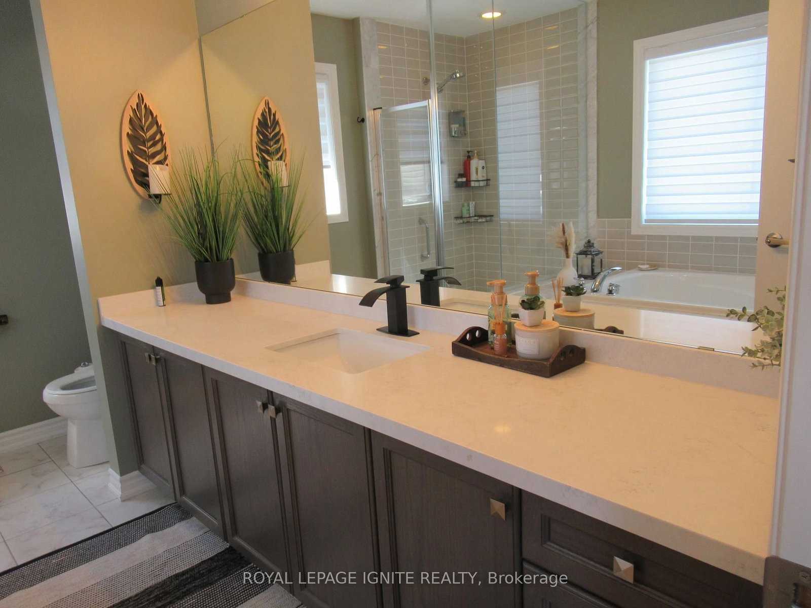 170 Gold Park Gate • Essa, ON photo 14