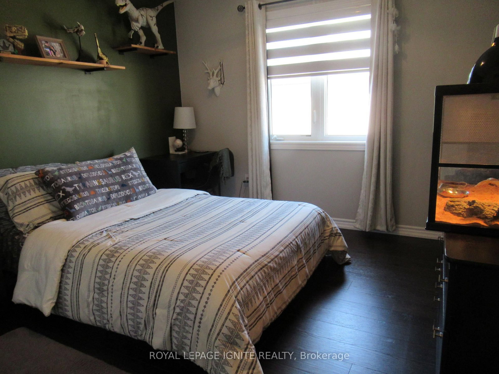 170 Gold Park Gate • Essa, ON photo 15