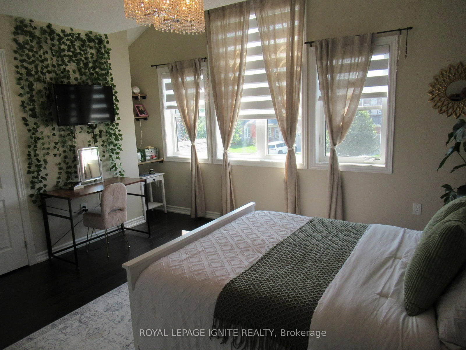 170 Gold Park Gate • Essa, ON photo 18