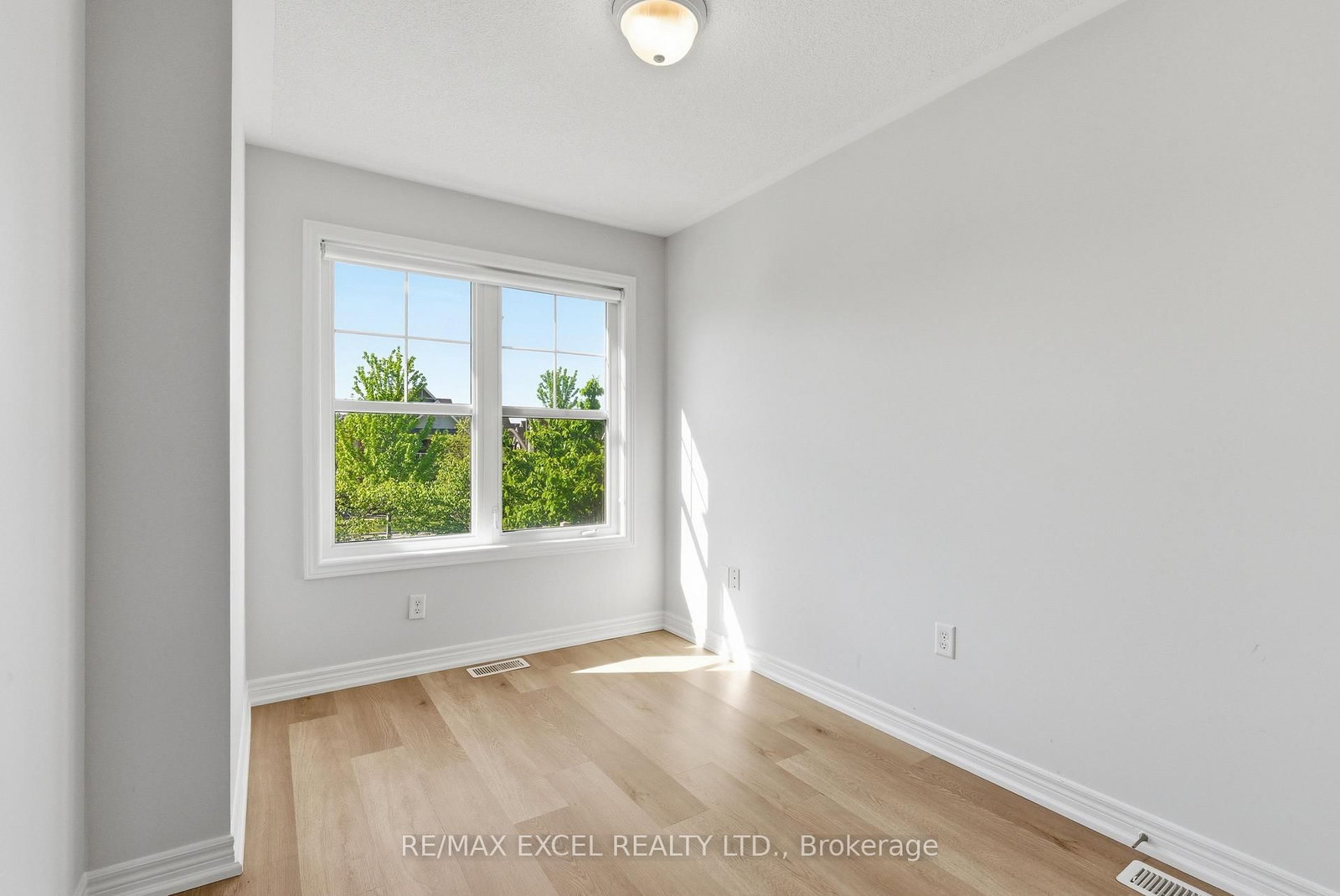 65 Northwest Passage • Whitchurch-Stouffville, ON photo 21