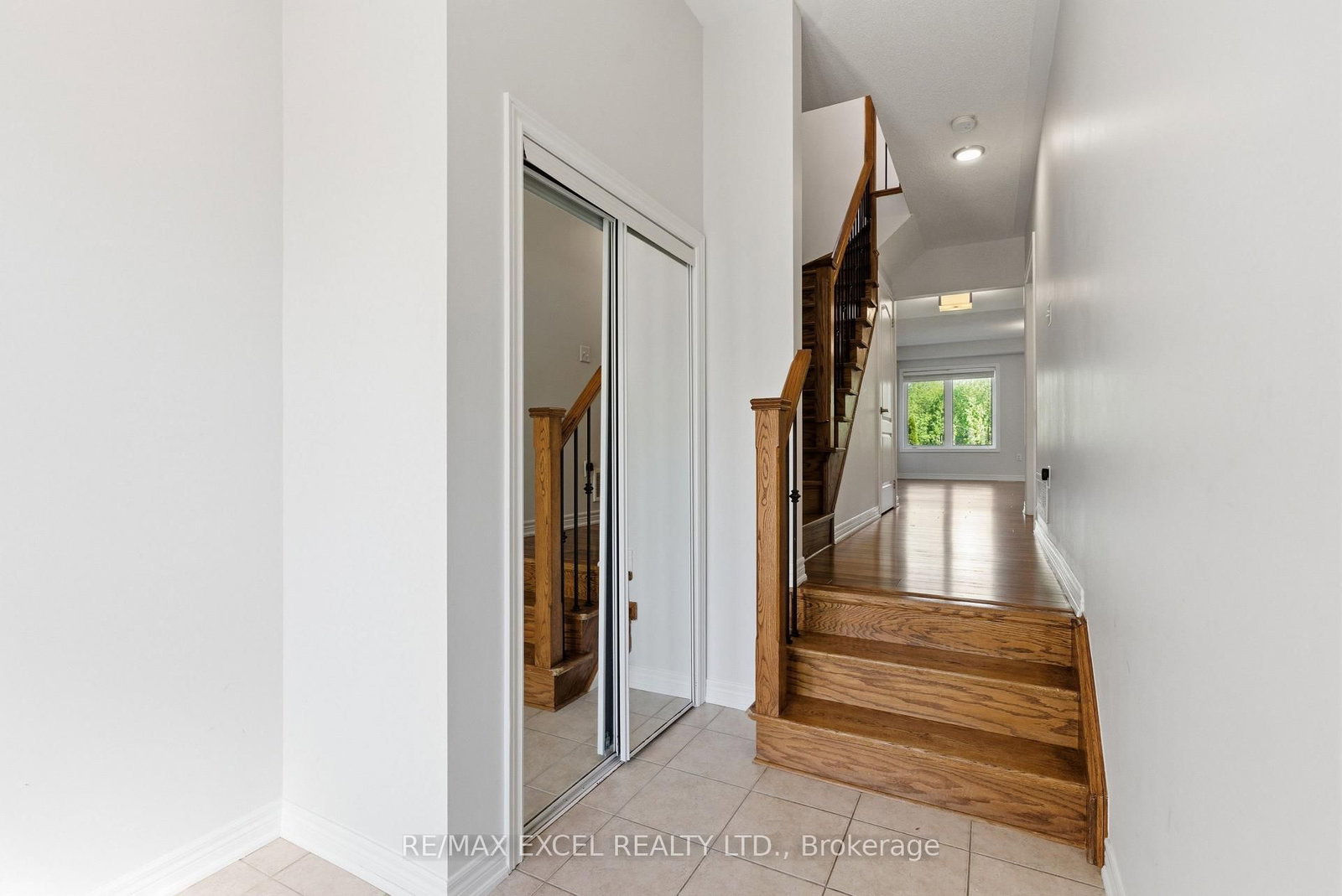 65 Northwest Passage • Whitchurch-Stouffville, ON photo 4