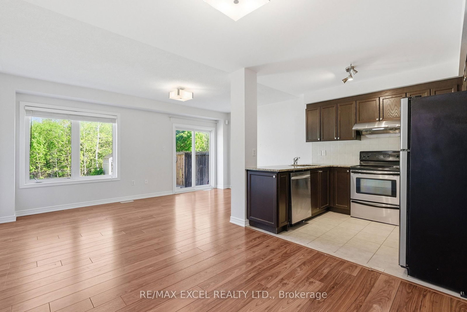 65 Northwest Passage • Whitchurch-Stouffville, ON photo 6
