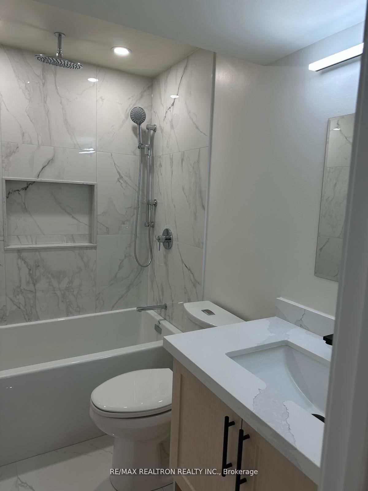 Bsmnt - 5 Elderslie Crescent, Vaughan 2