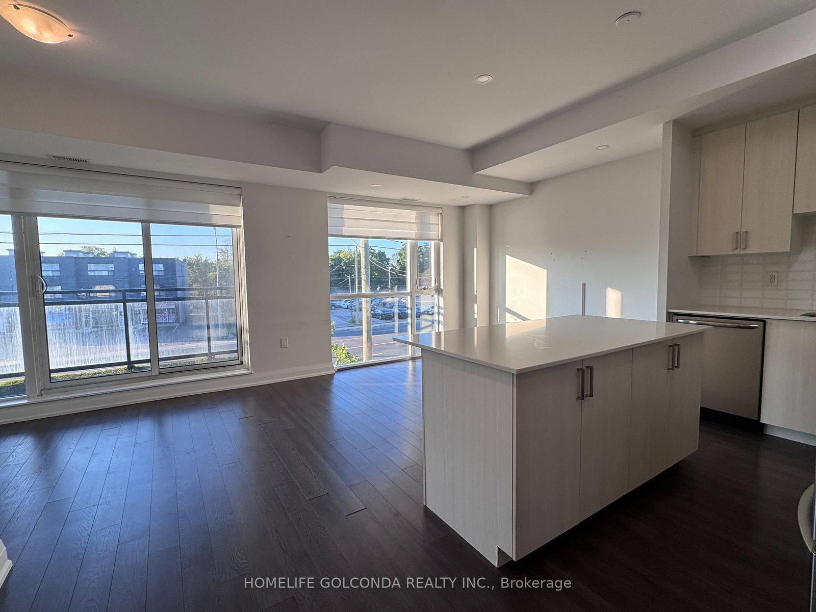 5309 Highway 7 Street • #A403 • Vaughan, ON photo 3