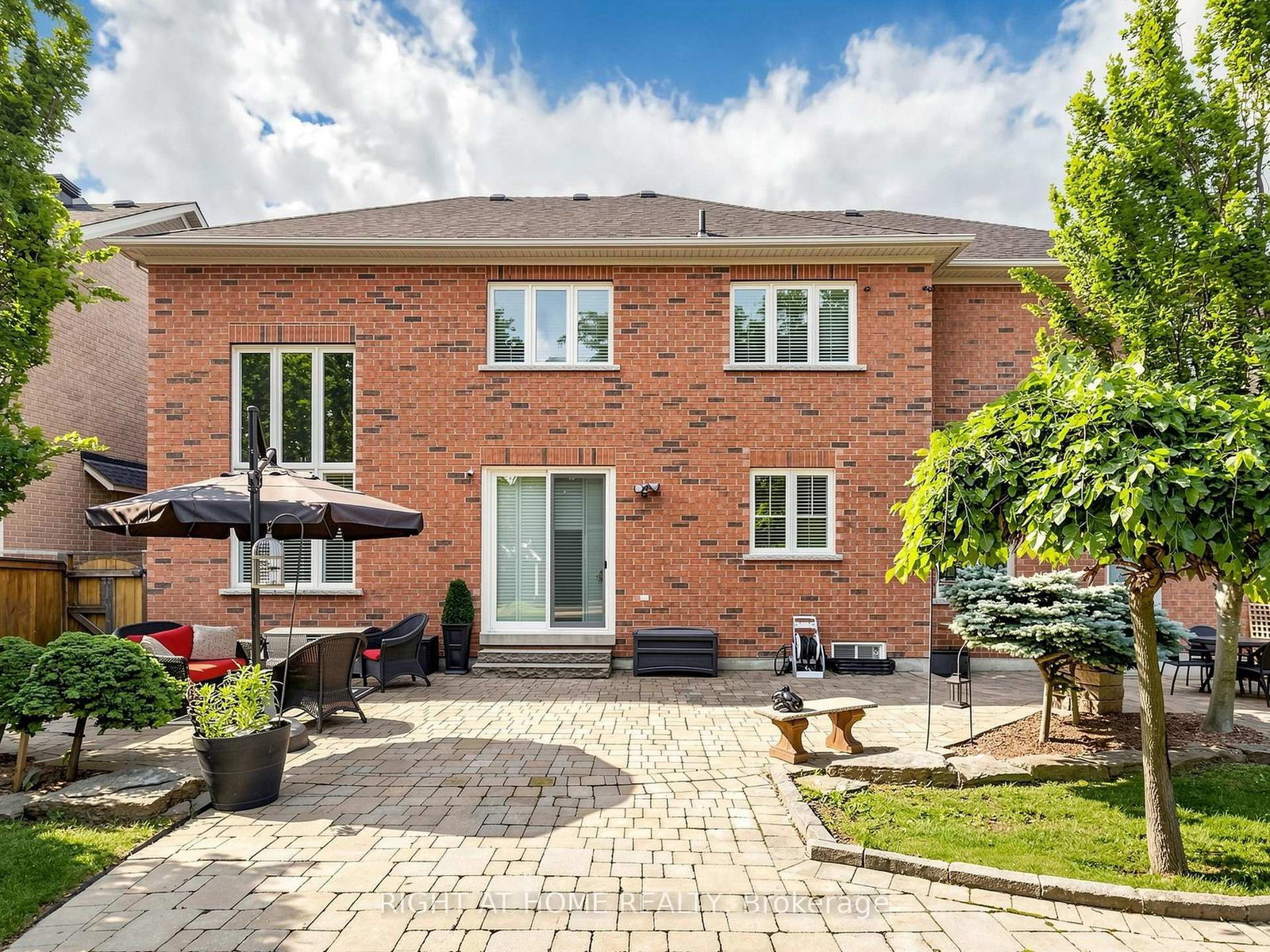 32 Lake Forest Drive • Richmond Hill, ON photo 34