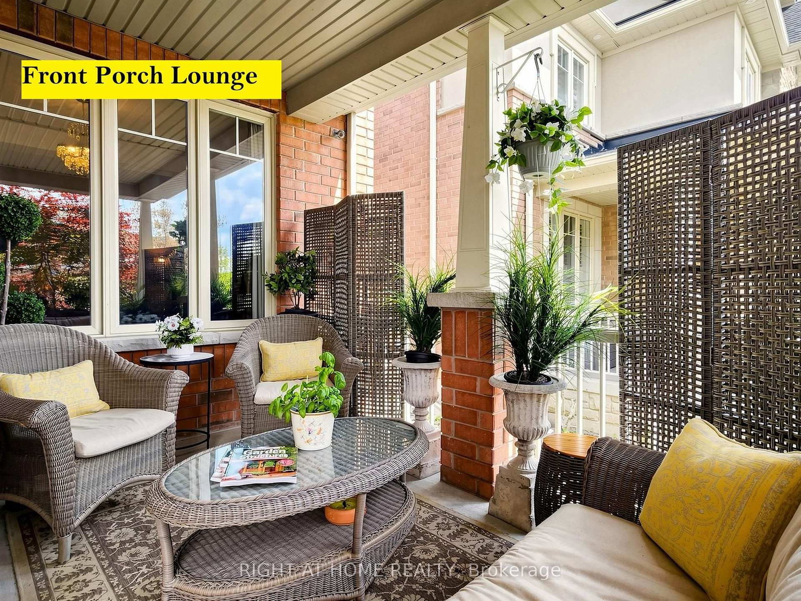 32 Lake Forest Drive • Richmond Hill, ON photo 5