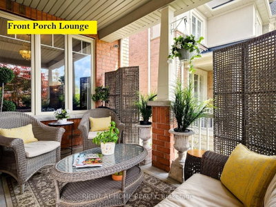 32 Lake Forest Drive • Richmond Hill, ON photo 5