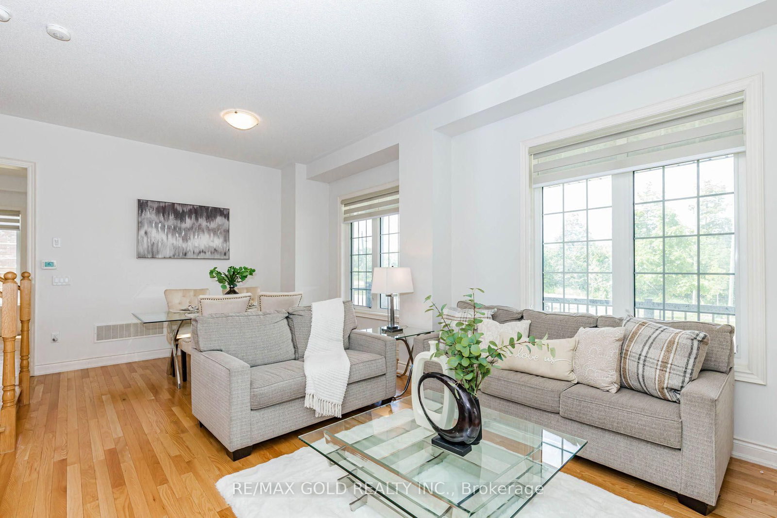 53 Betty May Crescent • East Gwillimbury, ON photo 11