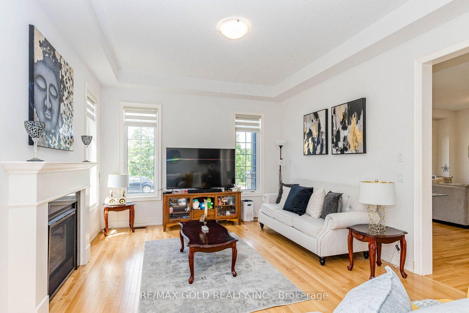 53 Betty May Crescent • East Gwillimbury, ON photo 15