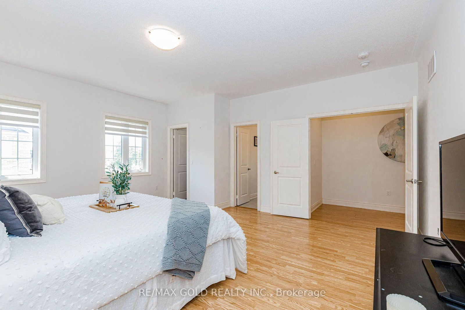 53 Betty May Crescent • East Gwillimbury, ON photo 30