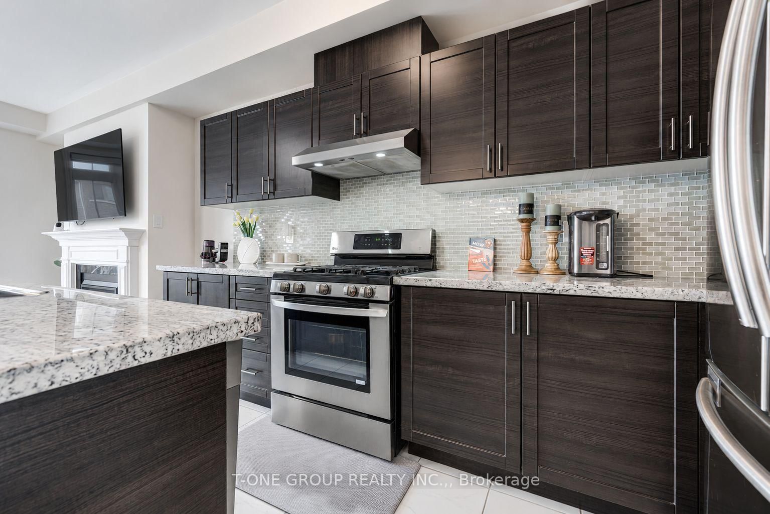 27 Sharbot Lane • Markham, ON photo 15