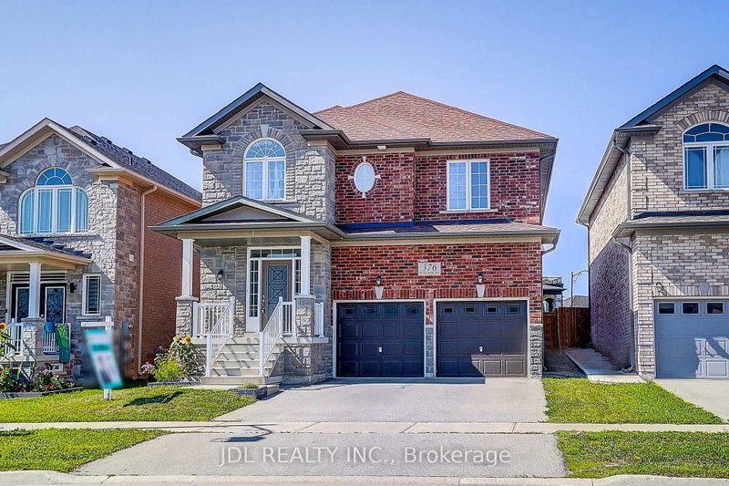 376 Miller Park Avenue