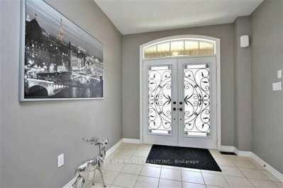 20 Pineforest Place • Markham, ON photo 2