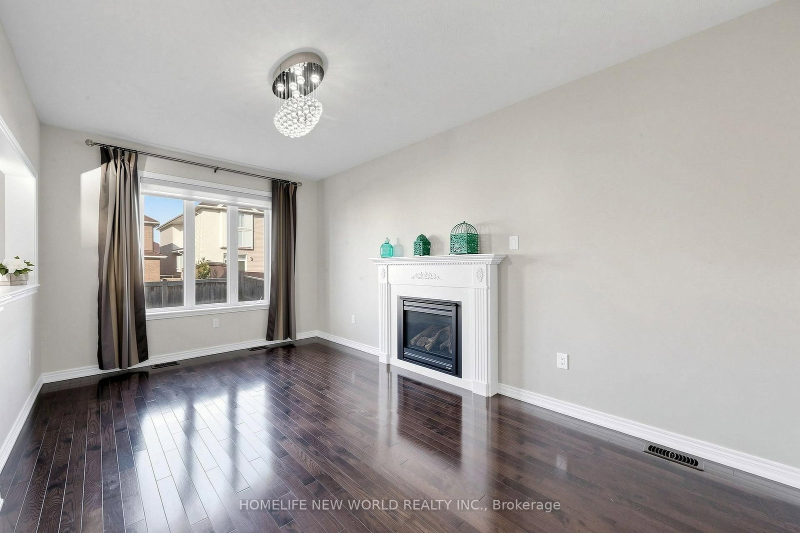 20 Pineforest Place • Markham, ON photo 4