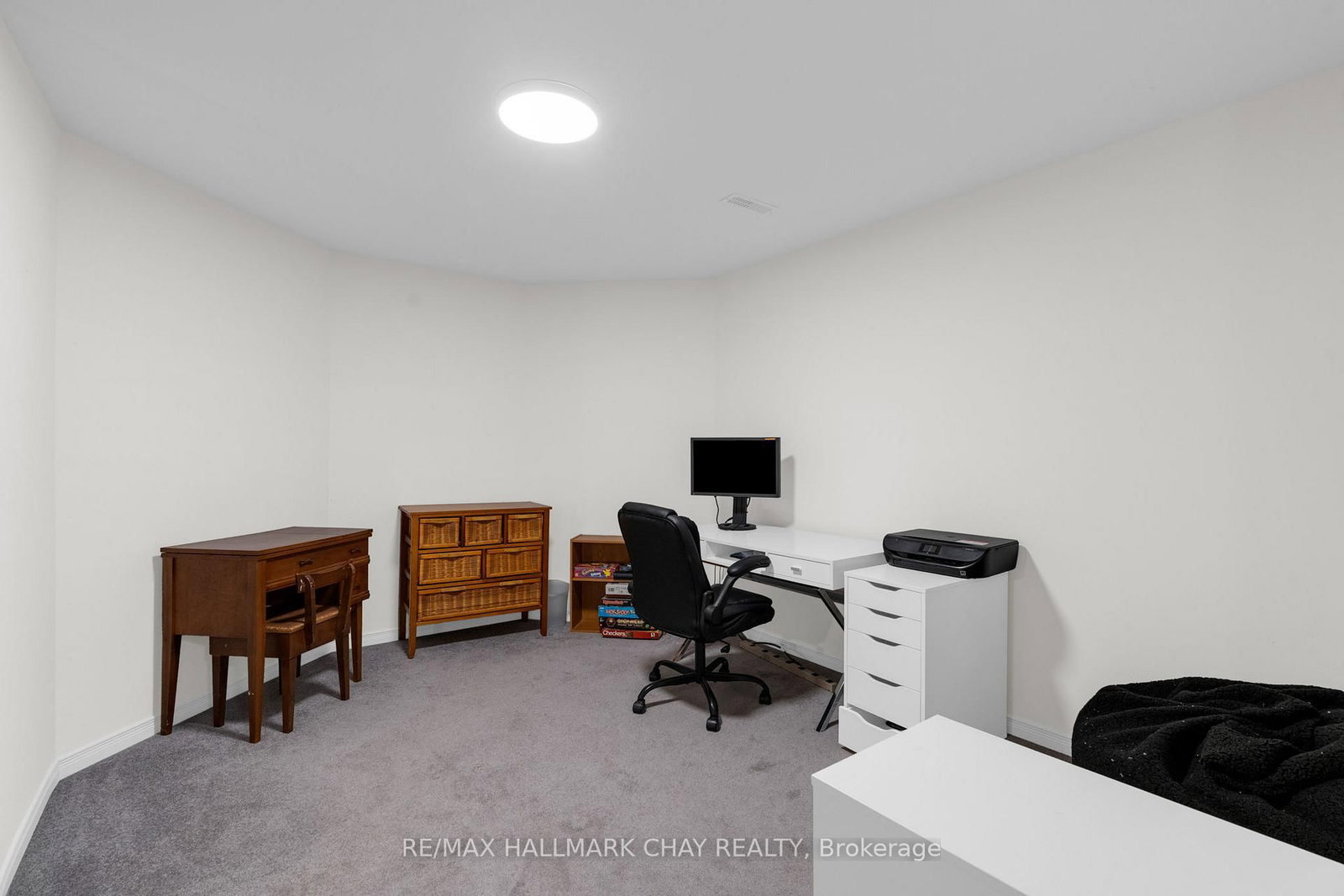 Listing Image 38