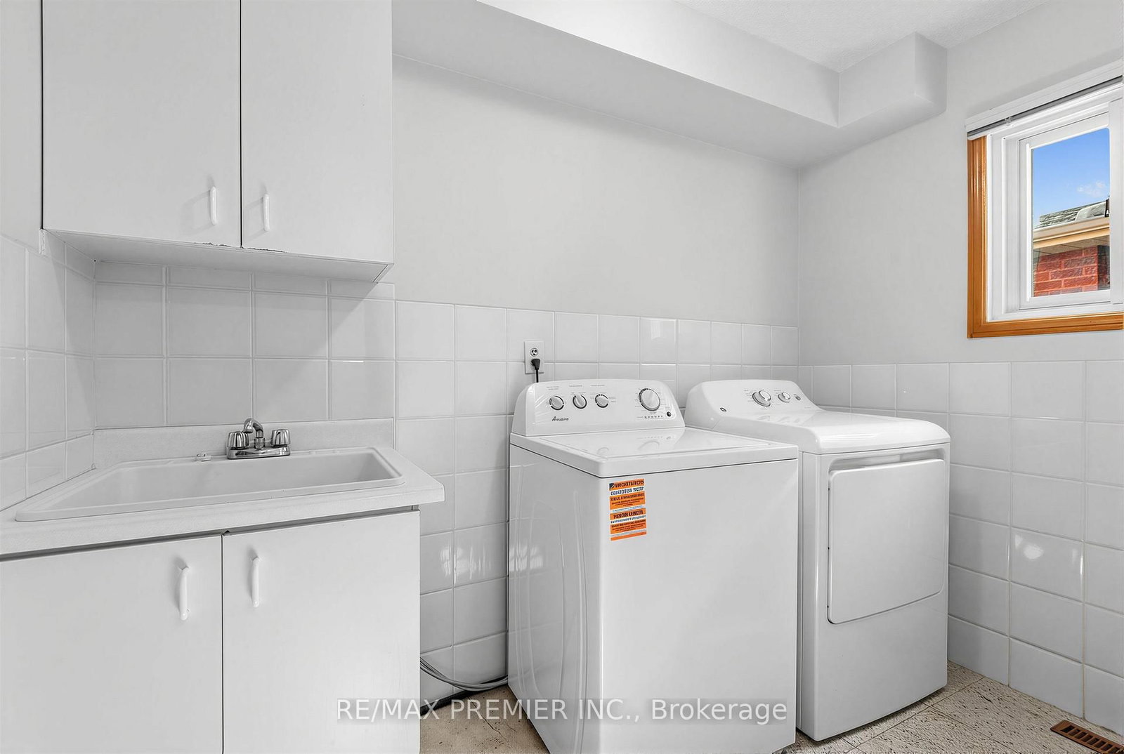 42 Burgosa Court • Vaughan, ON photo 12