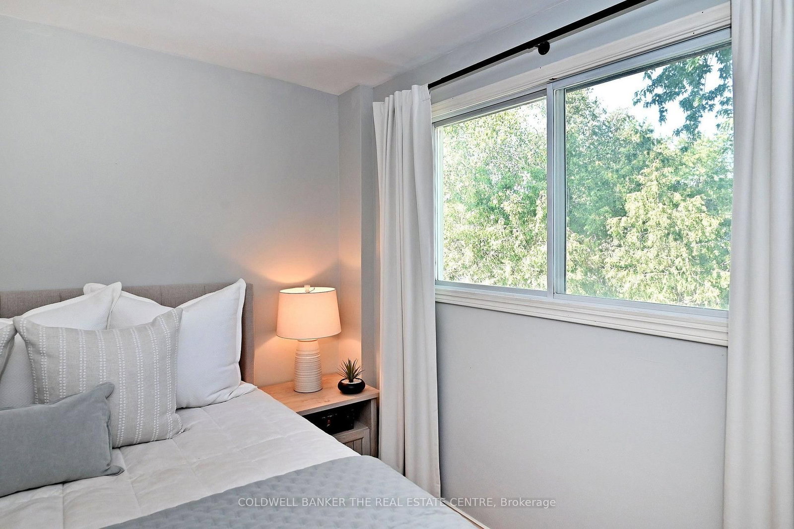140 Lundy's Lane • Newmarket, ON photo 21